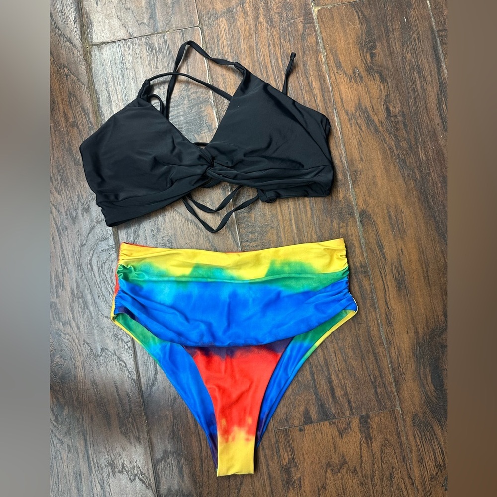 ZAFUL Black Bikini Top and Rainbow Bottoms size L <<<217>>>
